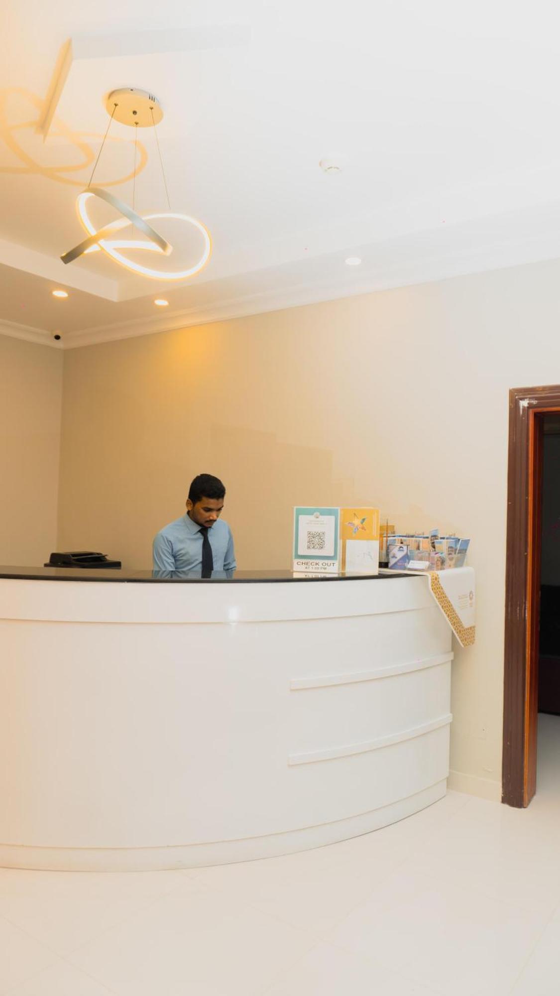 Pan Emirates Hotel Apartments Шарджа Екстер'єр фото