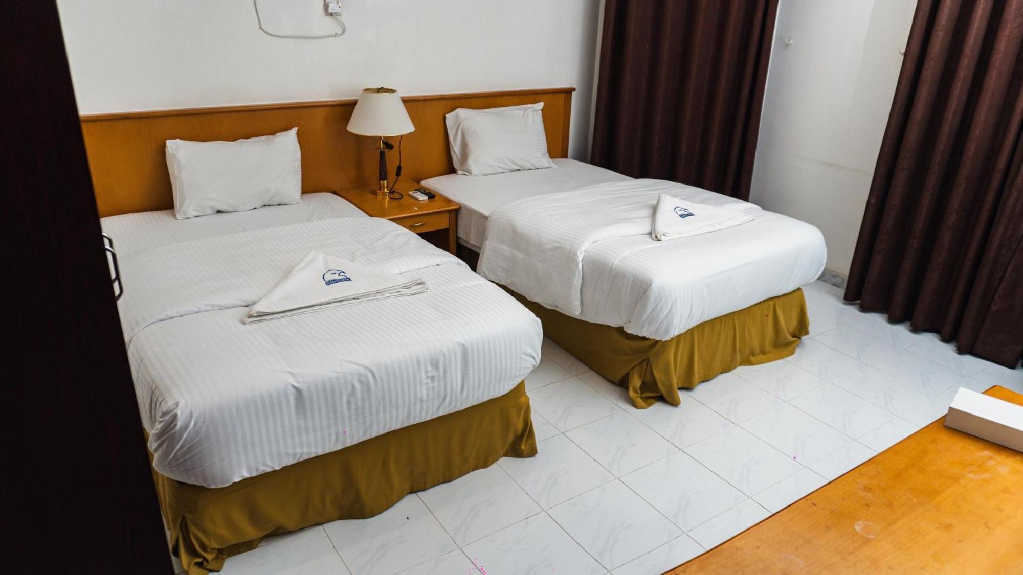 Pan Emirates Hotel Apartments Шарджа Екстер'єр фото